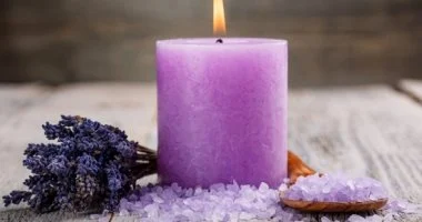 شموع عطرية: حل بيئي لطرد الذباب وإنعاش منزلك