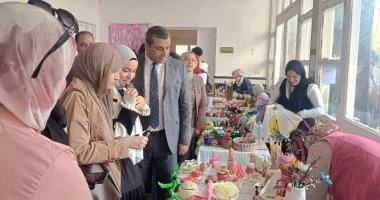 علوم الإسكندرية تفتتح معرضاً خيرياً لمنتجات الطلاب والشركات بالشاطبي