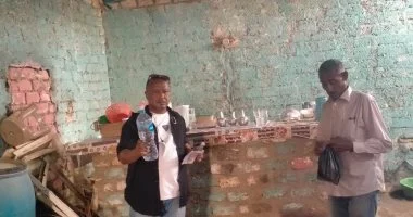 غلق وتشميع 10 محلات مخالفة بمركز نصر النوبة في أسوان