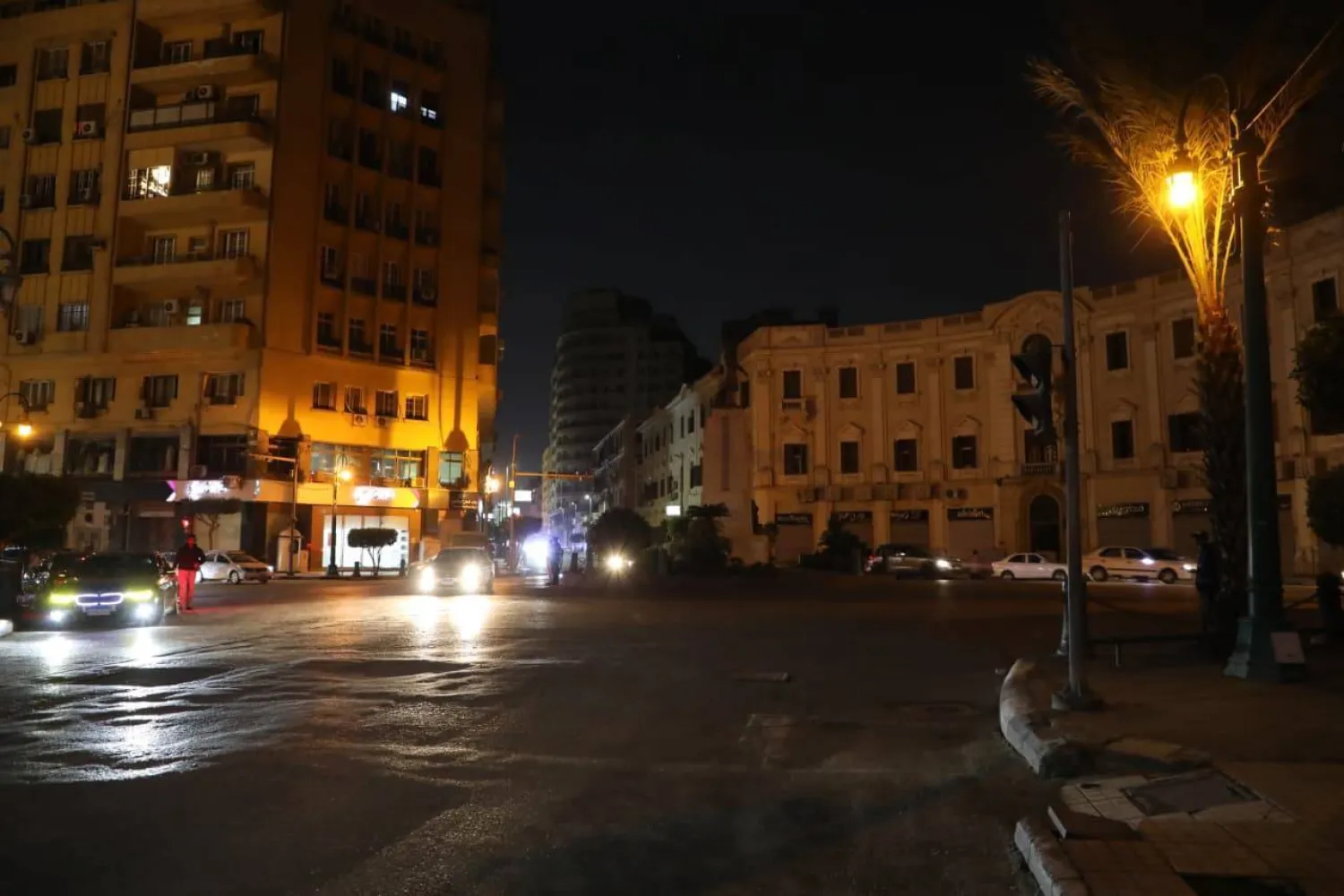 مجلس الوزراء يلغي قرارات الغلق المبكر للمحال ويعيد الحياة للشوارع المصرية