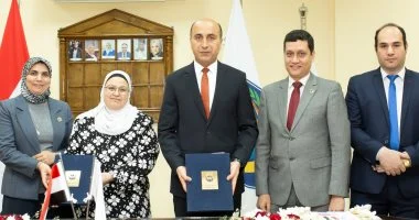 مجلس جامعة دمنهور يهنئ كلية التمريض لحصولها على الاعتماد الدولي