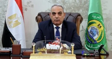 محافظ الإسماعيلية يهنئ أبطال المحافظة الفائزين بميداليات البطولة الأفريقية للمصارعة