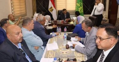 محافظ القليوبية يعقد لقاءً جماهيرياً لبحث مطالب المواطنين في قليوب