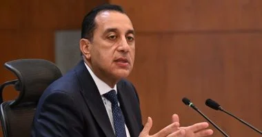 مدبولي يترأس اجتماع الأزمات لحسم مصير غلق المحلات النهائية