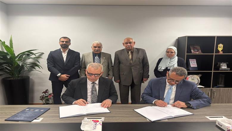 مصر توقع عقدًا لمولدات غاز حديثة بمحطة صرف القاهرة الجديدة