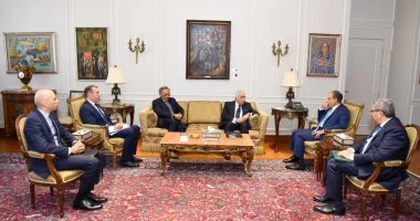 وزير الخارجية يلتقي رؤساء غرفة التجارة الأمريكية بالقاهرة
