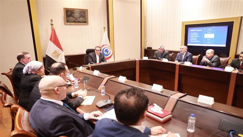 وزير الصحة يتابع تنفيذ مستشفى النيل للأطفال بمعايير عالمية متطورة