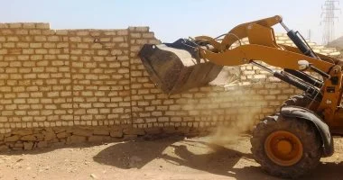 إزالة 25 حالة تعدٍ على أراضٍ زراعية وأملاك الدولة بالبحيرة