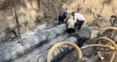 إصلاح كسر خط صرف صحي المستقبل وعودة الخدمة بالإسماعيلية