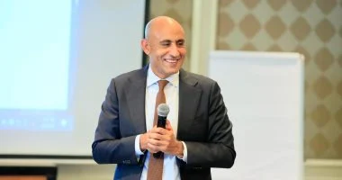التعليم تعتمد التصحيح الإلكتروني للاختياري وثلاثة معلمين للمقالية بالثانوية