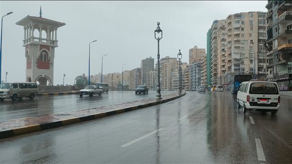 انخفاض كبير بدرجات الحرارة وأمطار.. الأرصاد تكشف تفاصيل طقس الأحد 3 مايو 2026