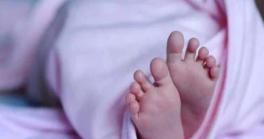 العثور على رضيع بجوار محطة قطار قرية جروان بالمنوفية