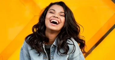 اليوم العالمي للضحك: احتفال يعزز السعادة ويحمي صحتك النفسية