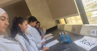 انطلاق الامتحانات العملية لبرنامج تكنولوجيا المختبرات بجامعة الإسماعيلية الأهلية