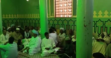 بث مباشر لقراءة قصيدة البردة من مقام العارف بالله بإدفو أسوان