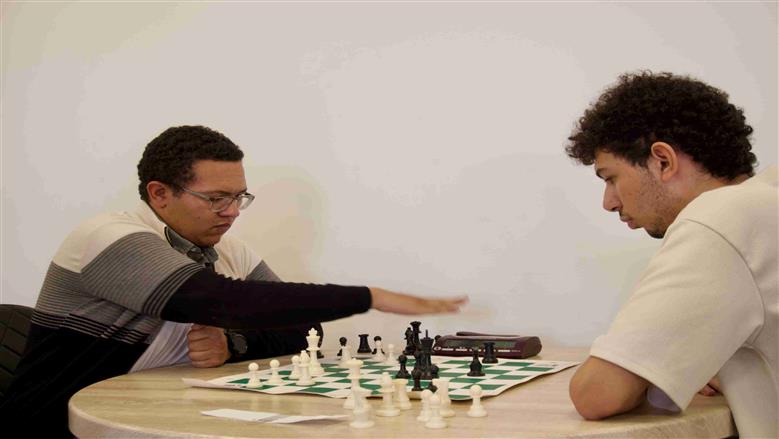 بنها الأهلية تستضيف بطولة الشطرنج الخاطف بمشاركة 50 طالبًا وطالبة