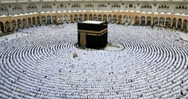 ترقيم أعمدة المسجد الحرام: خطوة جديدة لتسهيل تنقل الحجاج