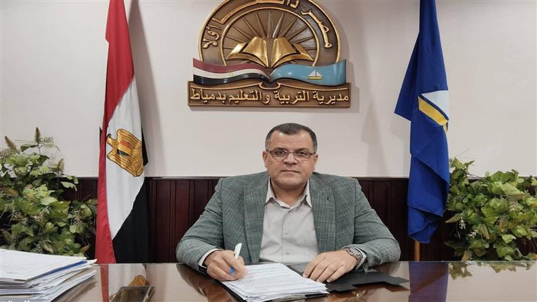 تعليم دمياط: إجراءات حاسمة لمواجهة الغش الإلكتروني بالامتحانات ومنع الهواتف