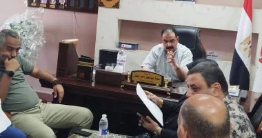 تعليم سوهاج تستعد لامتحانات الثانوية العامة باجتماع موسع للجنة الثلاثية