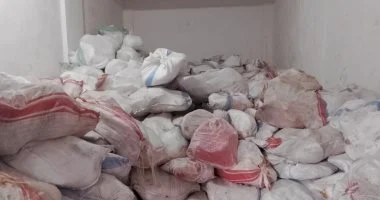 تموين البحيرة تضبط 25 طناً من اللحوم منتهية الصلاحية بكفر الدوار