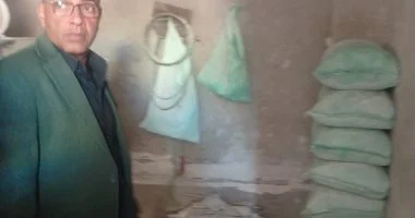 تموين المنوفية يضبط 1.5 طن دقيق مدعم بمركز الشهداء