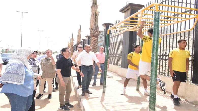 جامعة بنها تطلق وحدات جيم خارجي مجانية لتعزيز صحة الطلاب والعاملين