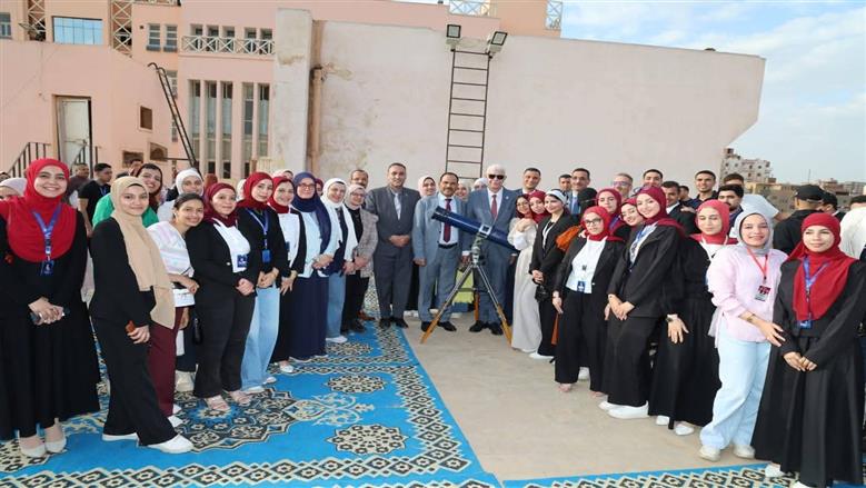 رئيس جامعة المنوفية يتفقد رصد البقع الشمسية بكلية العلوم