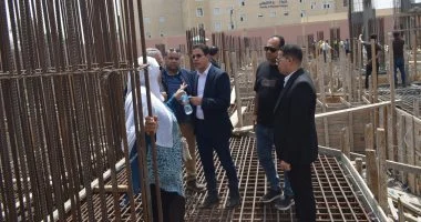 رئيس جامعة بنها يتفقد الإنشاءات الجديدة بكليتي التربية النوعية والفنون التطبيقية