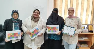 رئيس جامعة بني سويف يهنئ 5 أساتذة بحصولهم على لقب سفراء البصمة الكربونية