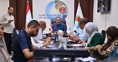 رئيس مياه القناة يوجه برفع كفاءة المحطات استعداداً لفصل الصيف