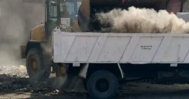 رفع 35 طن مخلفات في حملات نظافة بنجع حمادي وأبوتشت في قنا
