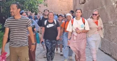 سانت كاترين تستقبل 422 سائحاً لزيارة معالمها التاريخية والطبيعية