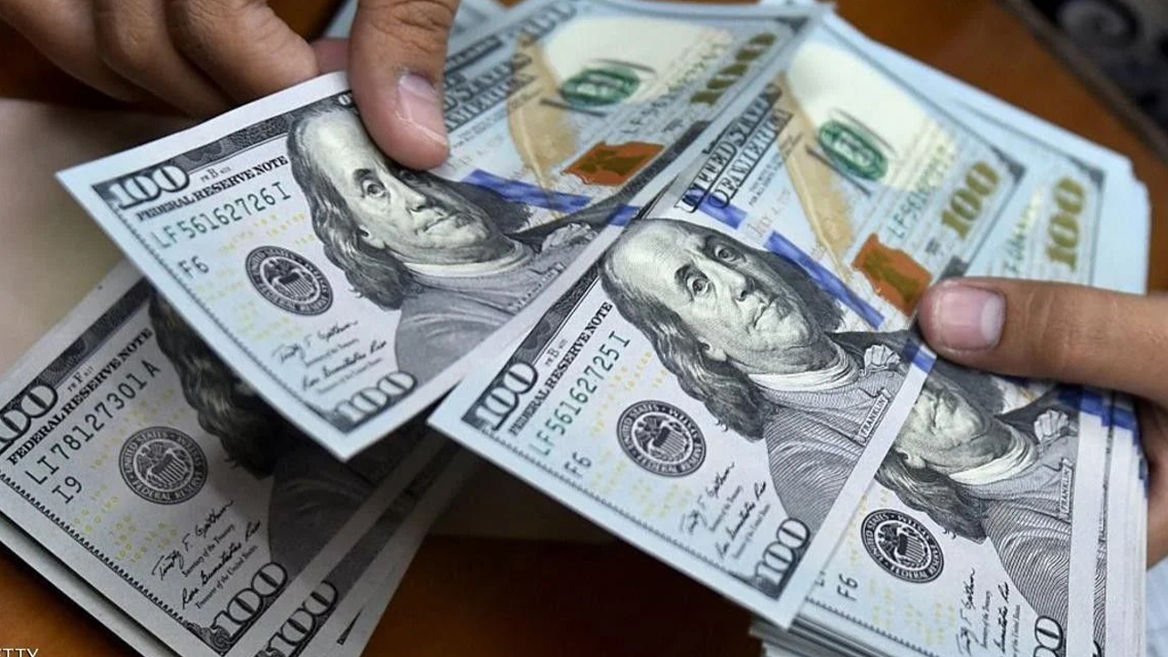 سعر الدولار أمام الجنيه المصري اليوم الجمعة 8 مايو 2026 في كافة البنوك