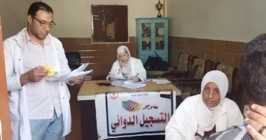 صحة بني سويف تقدم 474 خدمة طبية بمركز شباب العبور