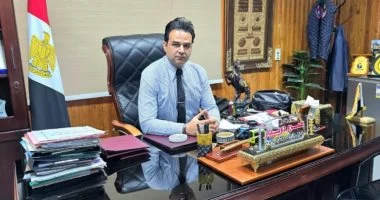 صحة سوهاج توجه بتجهيز غرف الصدمات الحرارية وزيادة أطقم الاستقبال بالمستشفيات