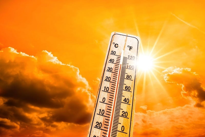 كيف سيكون طقس الجمعة؟.. الأرصاد تكشف حالة الجو والبحر ودرجات الحرارة بالمحافظات