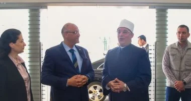 محافظ الإسكندرية يبحث مع مفتي الجمهورية إنشاء فرع مستقل لدار الإفتاء