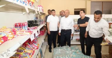 محافظ السويس يتفقد توافر السلع وضبط الأسعار بحي الأربعين