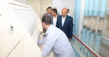 محافظ السويس يتفقد مطاحن شرق الدلتا لمتابعة انتظام العمل وجودة الدقيق