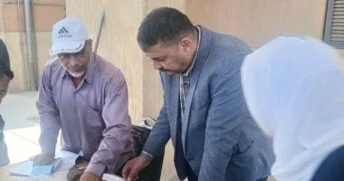 محافظ المنوفية يتابع توريد 24 ألف طن قمح بالمحافظة