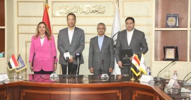 محافظ بني سويف يوقع مذكرتي تفاهم لدعم التنمية والتحول الرقمي بالمحافظة