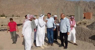 محافظ جنوب سيناء يتابع احتياجات الوديان والتجمعات البدوية ميدانيا بمختلف المدن