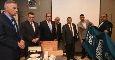 محافظ جنوب سيناء يناقش مقترح الهوية البصرية لمدينة سانت كاترين