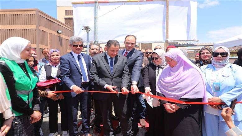 محافظ دمياط يفتتح معرض الحرف والمشروعات الصغيرة بالعيد القومي
