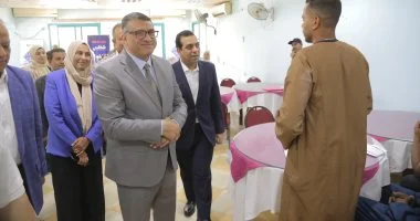 محافظ قنا يشارك في ملتقى توظيف يوفر 200 فرصة عمل