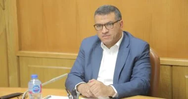 محافظ قنا يوجه بفتح المجازر مجاناً لاستقبال الأضاحي خلال العيد