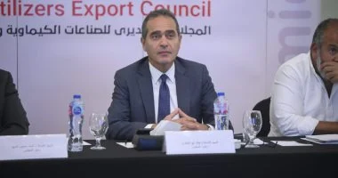 مصر ترسل بعثة تجارية لفرنسا لدعم صادرات الكيماويات