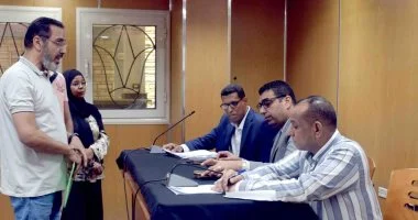 نائب محافظ الأقصر يبحث شكاوى المواطنين في لقاء اليوم المفتوح