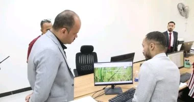 نائب محافظ الوادي الجديد يتابع سير العمل بصندوق استصلاح الأراضي