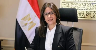 وزيرة الثقافة ومحافظ مطروح يتفقدان المواقع والأنشطة الثقافية بالمحافظة